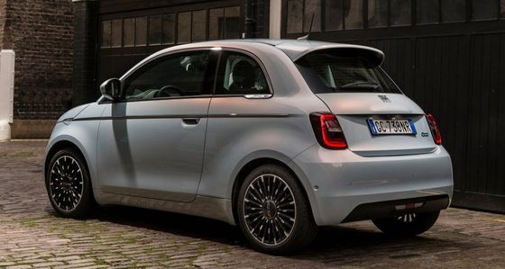 Fiat 500 (2021) (560 x 299 px).jpg